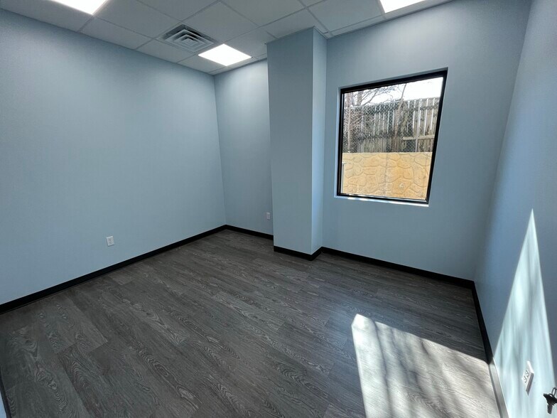 More Photos Of 14111 King Rd, Frisco Medical For Lease