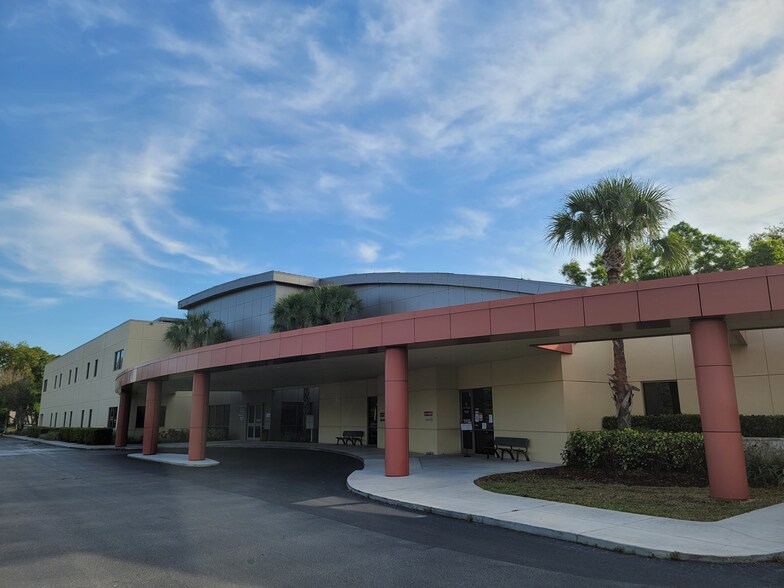 Primary Photo Of 9776 Bonita Beach Rd, Bonita Springs Medical For Sale