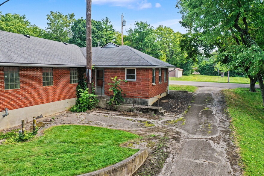 More Photos Of 1599 N Central Dr, Beavercreek Office For Sale