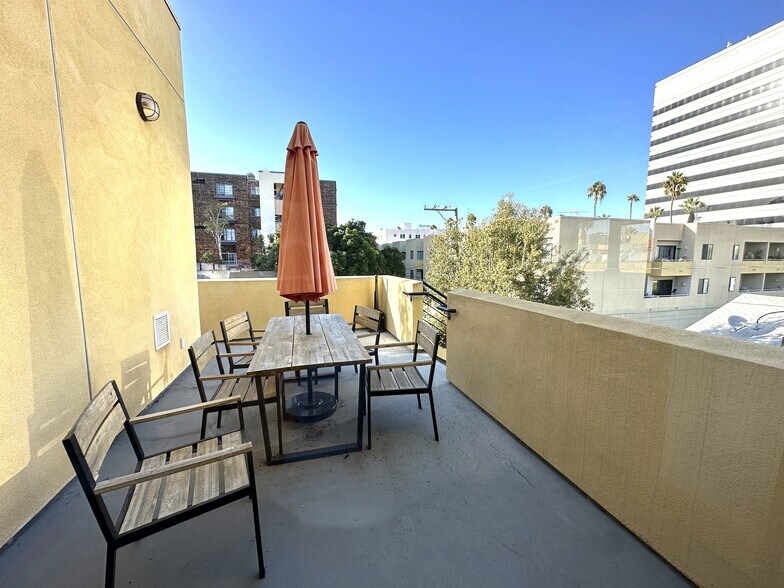 More Photos Of 1149 3rd St, Santa Monica Loft Creative Space For Sale
