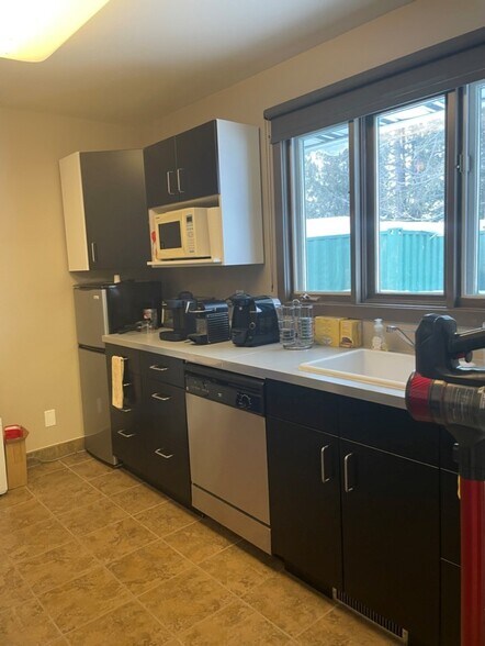 More Photos Of 2991 Carp Rd, Ottawa Office For Lease