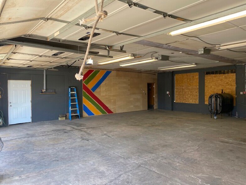 More Photos Of 57 Schuylkill Ave, Pottstown Warehouse For Sale