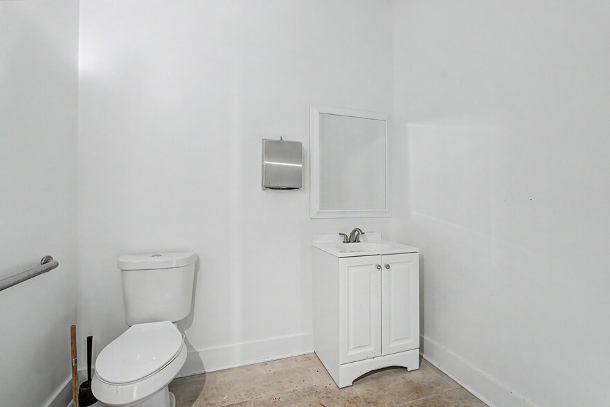 More Photos Of 269 N Hull St, Athens Apartments For Sale