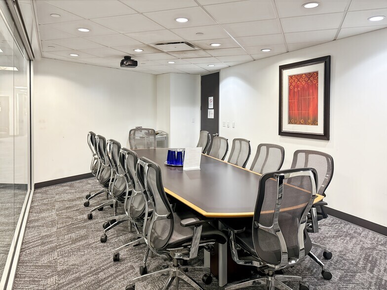 More Photos Of 10 Dorrance St, Providence Coworking Space
