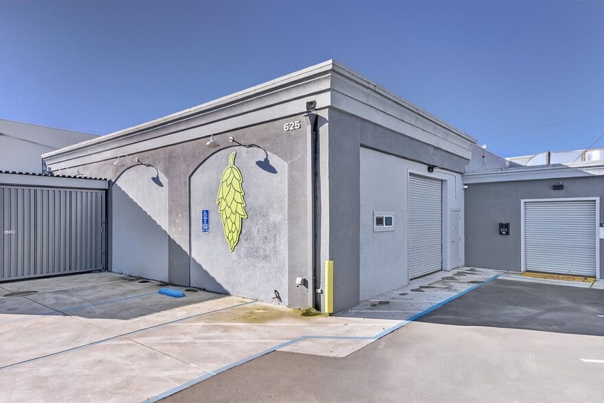 More Photos Of 625 Main St, Watsonville Freestanding For Sale