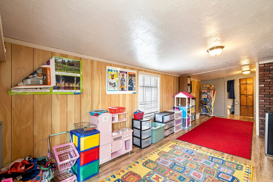 More Photos Of 1419 W London St, El Reno Religious Facility For Sale