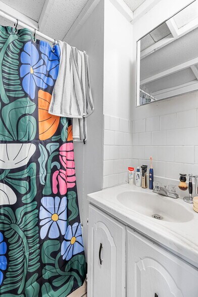 More Photos Of 19 S Russell St, Boston Apartments For Sale