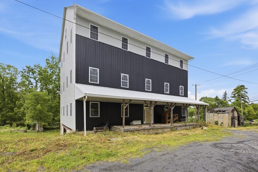 More Photos Of 32 Mill St, Port Byron Industrial For Sale