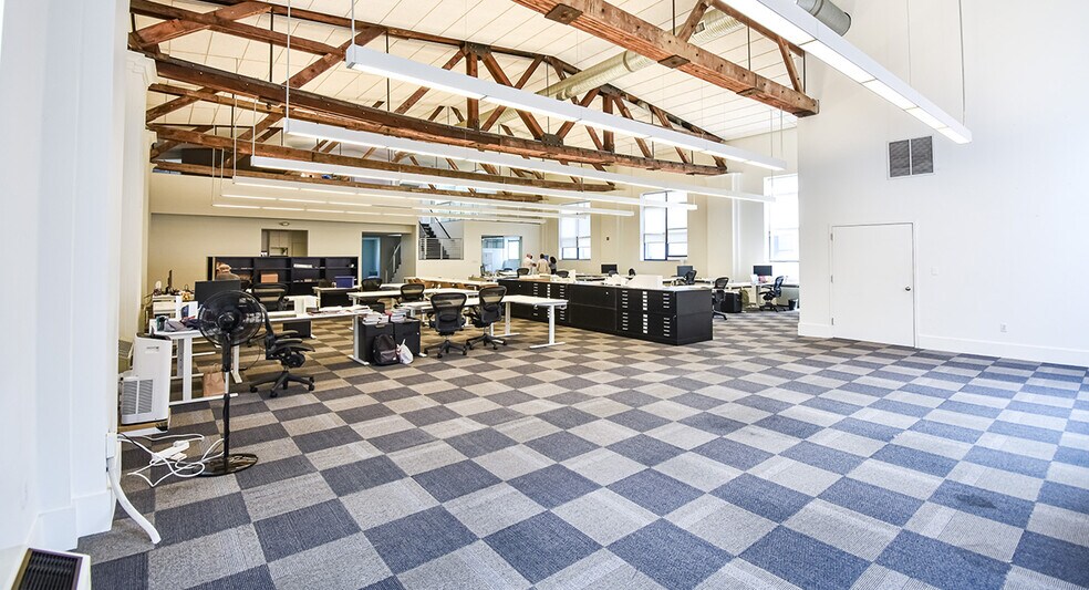 More Photos Of 918-922 U St, Washington Office For Sale