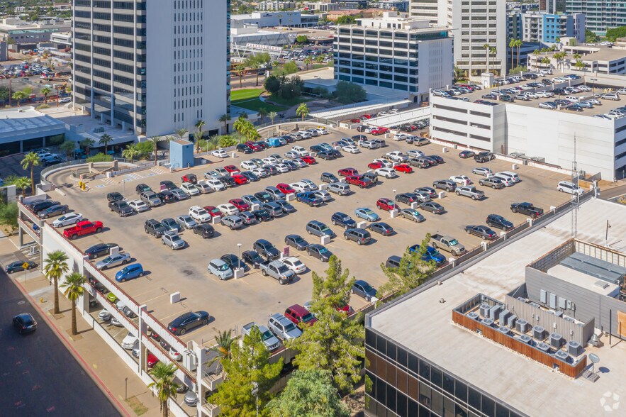More Photos Of 3003 N Central Ave, Phoenix Office For Lease