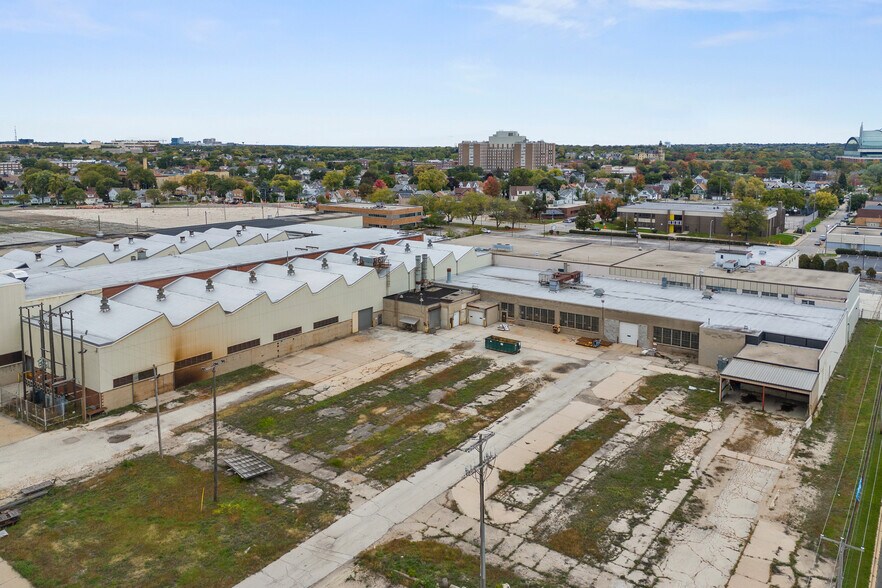 More Photos Of 4700B W Mitchell St, Milwaukee Unknown For Lease