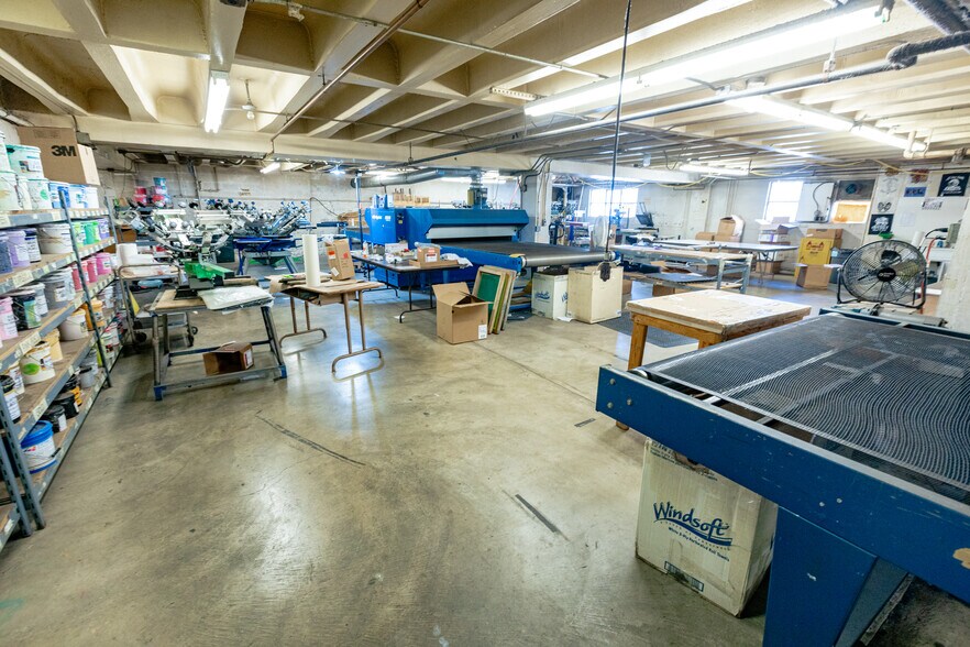 More Photos Of 130-134 N Madelia St, Spokane Manufacturing For Sale