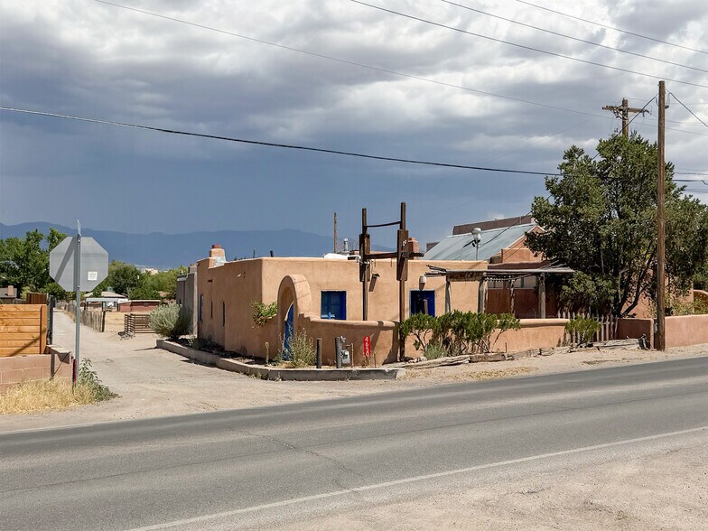 Primary Photo Of 4650 Corrales Rd, Corrales Medical For Sale