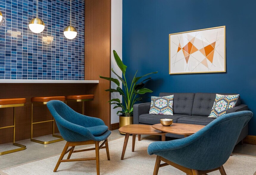 More Photos Of 5966 S Dixie Hwy, South Miami Loft Creative Space For Lease