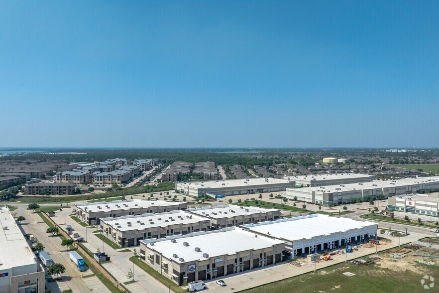 More Photos Of 2601 TX-121, Lewisville Light Distribution For Sale