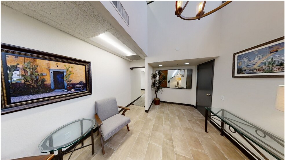 More Photos Of 8719 E San Alberto Dr, Scottsdale Office For Lease