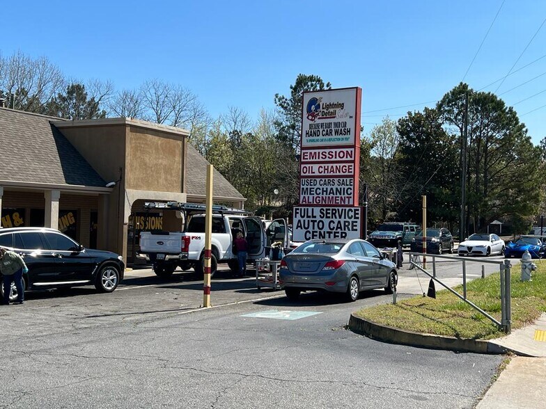 More Photos Of 1010 Killian Hill Rd SW, Lilburn Auto Repair For Lease
