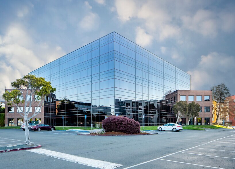 More Photos Of 6475 Christie Ave, Emeryville Unknown For Lease
