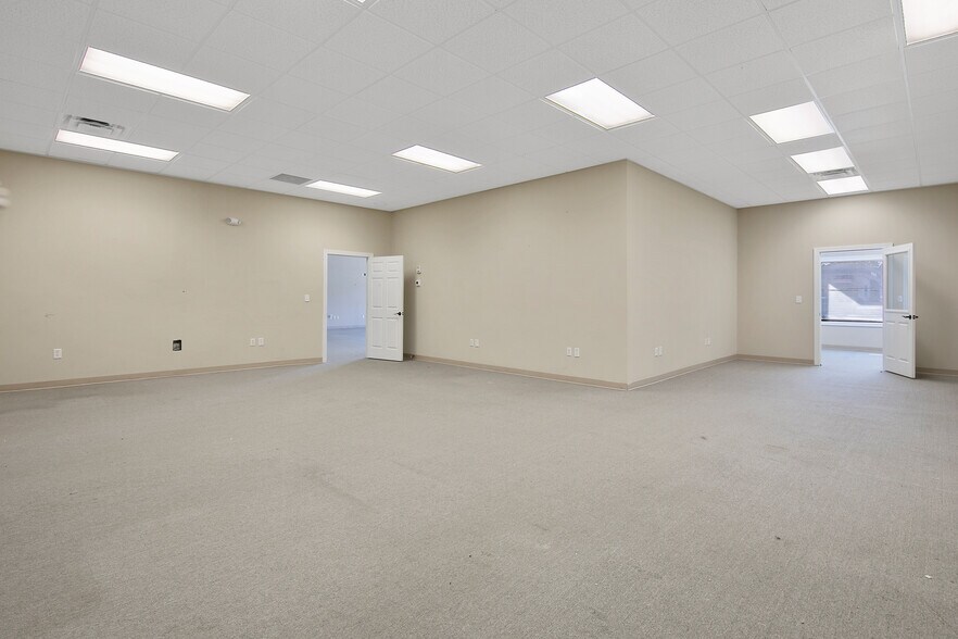 More Photos Of 3756 Sycamore Dairy Rd, Fayetteville Light Manufacturing For Lease