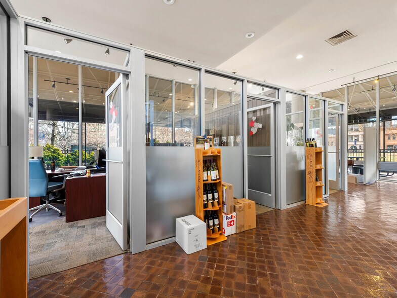 More Photos Of 1 N Pack Sq, Asheville Office For Lease