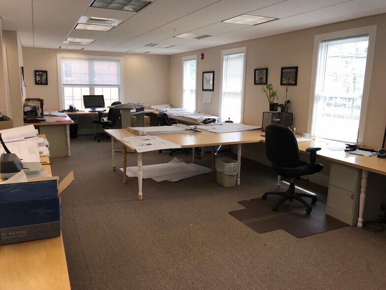 More Photos Of 124 East Ave, Norwalk Medical For Lease
