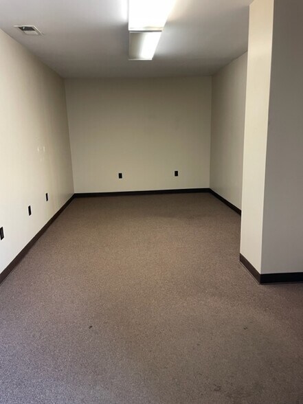 More Photos Of 5551A Highway 53, Harvest Warehouse For Lease