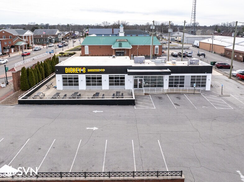 More Photos Of 10318 Taylorsville Rd, Louisville Fast Food For Lease