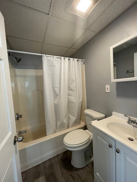 More Photos Of 412 Manchester St, Manchester Apartments For Sale