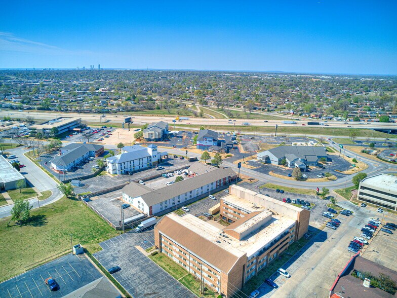 More Photos Of 3211 S 79th East Ave, Tulsa Apartments For Sale