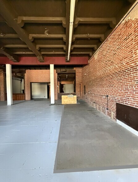 More Photos Of 2220-2228 W 7th St, Los Angeles Freestanding For Lease
