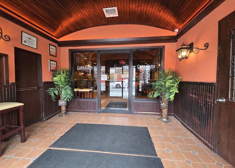 More Photos Of 354-356 Main St, Farmingdale Storefront For Sale