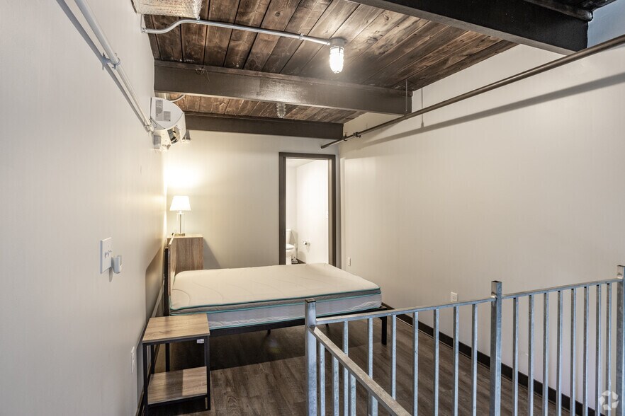 More Photos Of 160 Myrtle Ave, Albany Apartments For Sale