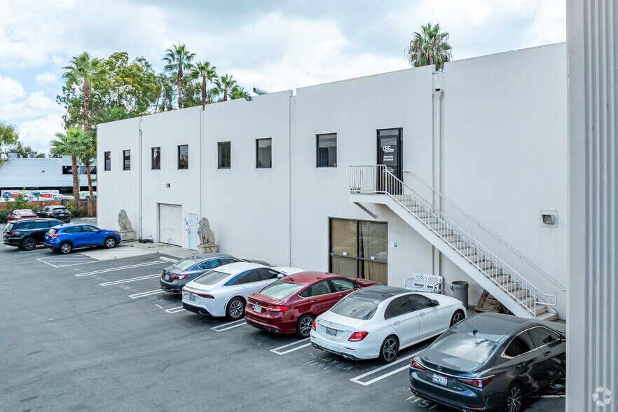 More Photos Of 1151 Duryea Ave, Irvine Office For Lease