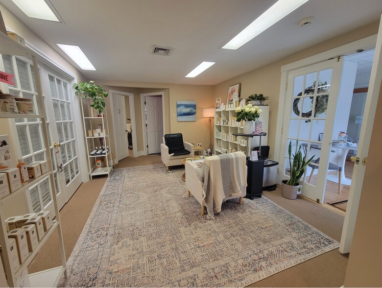 More Photos Of 683 Main St, Norwell Loft Creative Space For Lease