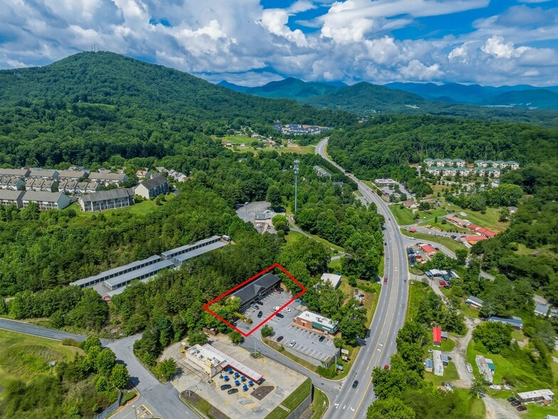 More Photos Of 9 Fallen Spruce Dr, Asheville General Retail For Sale