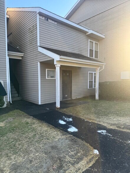 More Photos Of Capital Woods, Albany Apartments For Sale