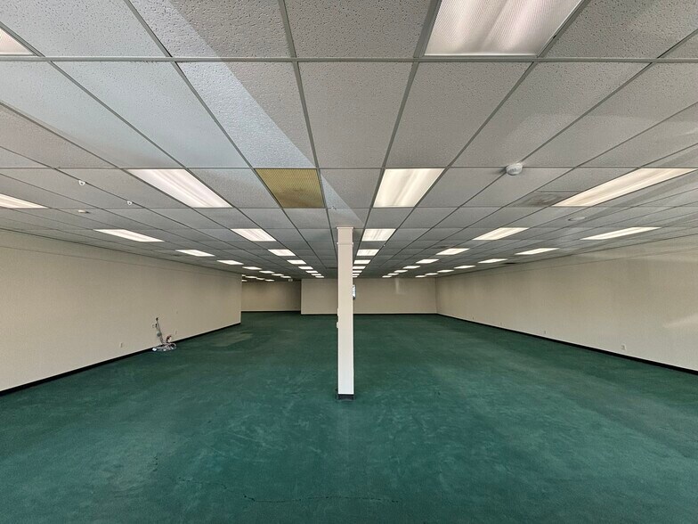 More Photos Of 10215-10225 S De Anza Blvd, Cupertino Freestanding For Lease