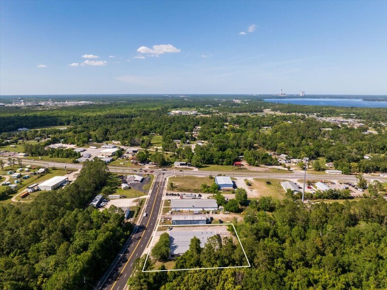 More Photos Of 607 Palm Ave, Palatka Flex For Sale