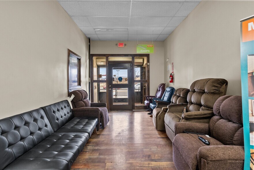 More Photos Of 2814-2818 E Allegheny Ave, Philadelphia Storefront Retail Office For Lease