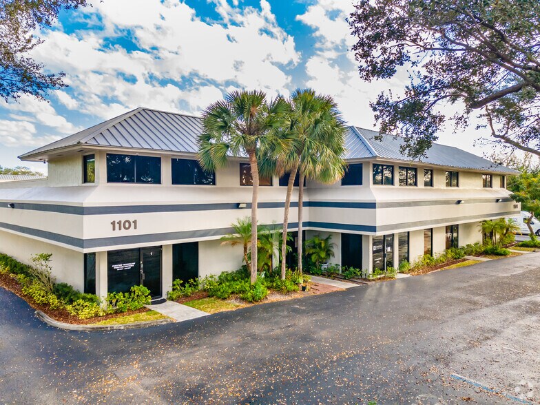 More Photos Of 1101 S Rogers Cir, Boca Raton Light Distribution For Sale