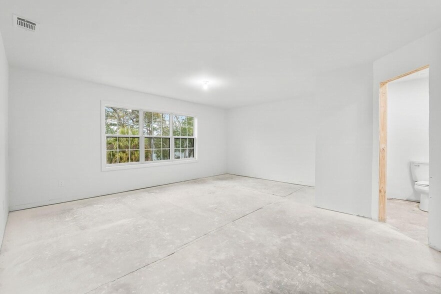 More Photos Of 680 Mallet Bayou Rd, Freeport Lodge Meeting Hall For Sale