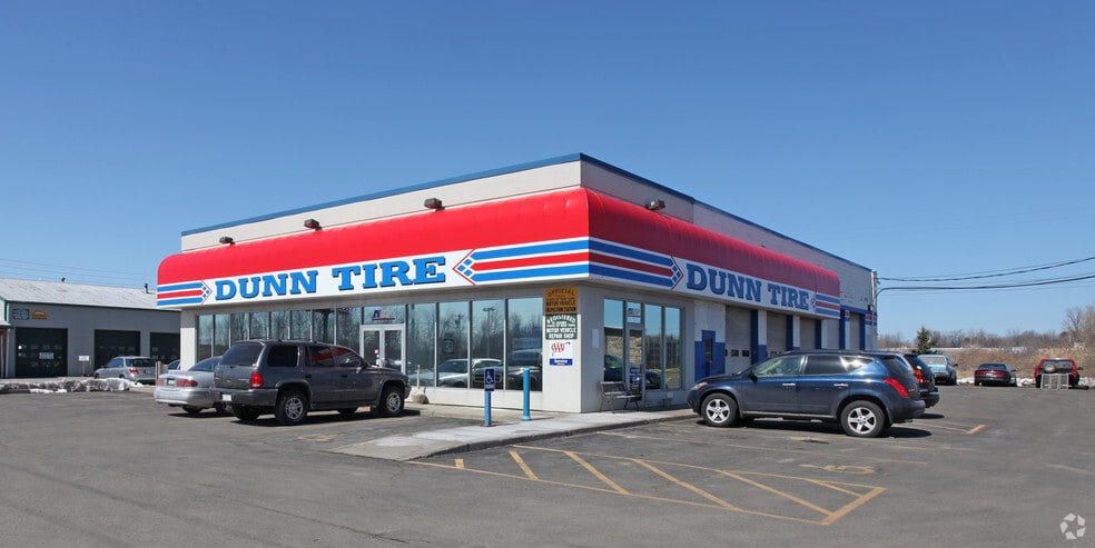 Primary Photo Of 6121 Robinson Rd, Lockport Auto Repair For Sale