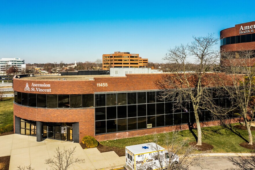 More Photos Of 11455 N Meridian St, Carmel Medical For Lease