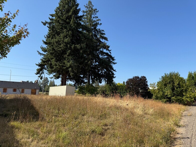 More Photos Of 18005 NE Sandy Blvd, Portland Land For Sale