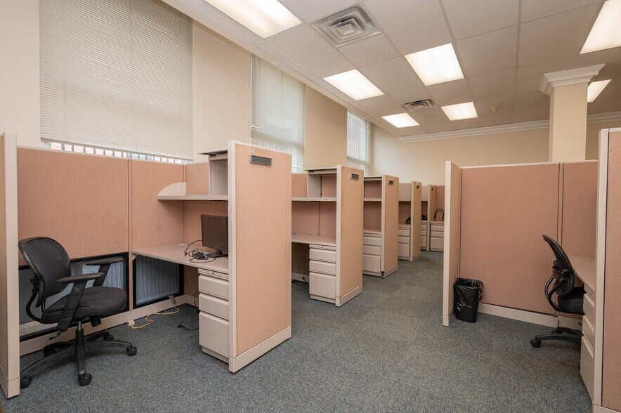 More Photos Of 22 South St, Morristown Office For Lease