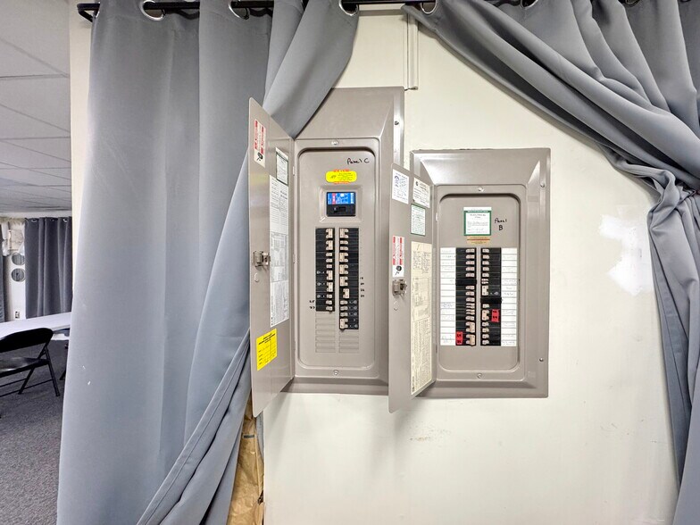 More Photos Of 18119 N Sussex Hwy, Bridgeville Office For Sale