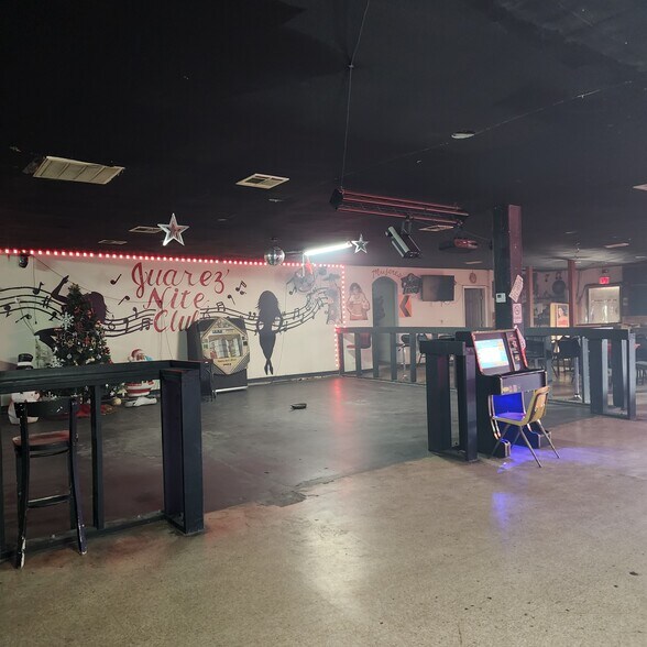 More Photos Of 12774 Market Street Rd, Houston General Retail For Sale