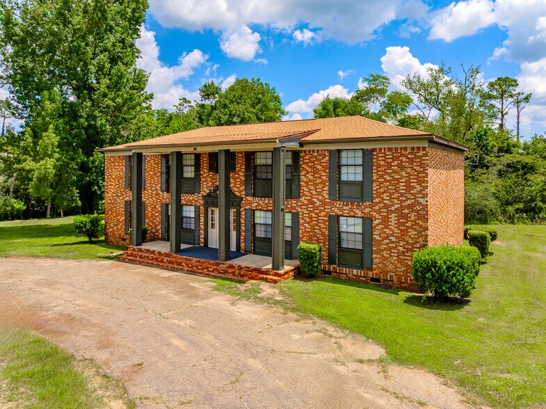 More Photos Of 3034 Jefferson St, Marianna Apartments For Sale
