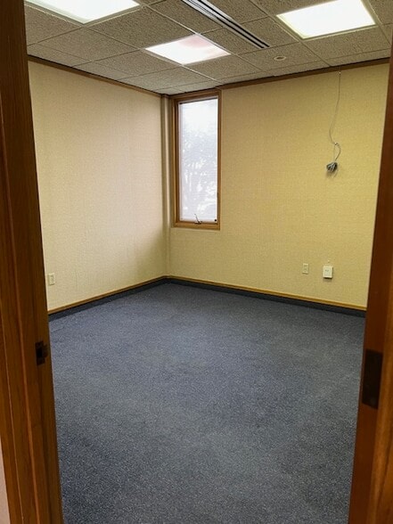 More Photos Of 3706 SW Topeka Blvd, Topeka Office For Sale