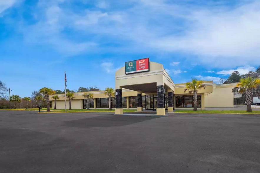 Primary Photo Of , Yemassee Hospitality For Sale